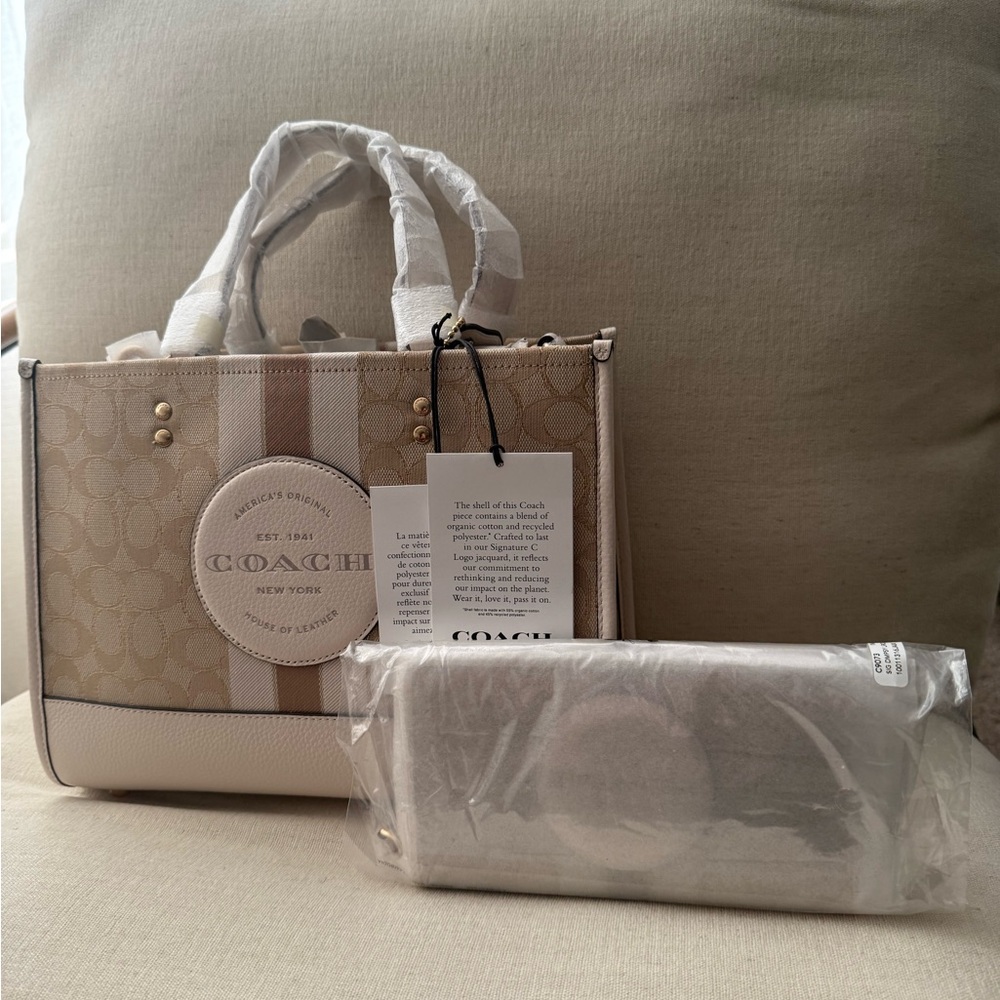 Coach Tan and Cream Women's Tote Bag